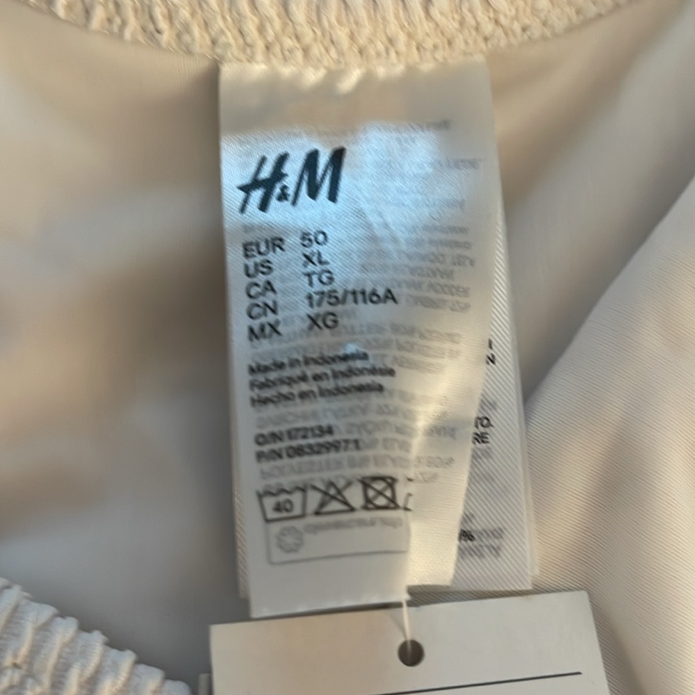 H&M swimsuit XL - Picture 4 of 4
